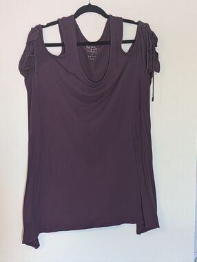Torrid Cold-Shoulder Tank Top With Lace-up Sleeves in Plum 2 (18-20)